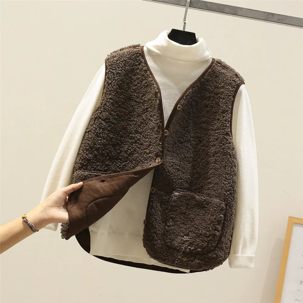 Julia™ - Versatile Chic Wool Vest