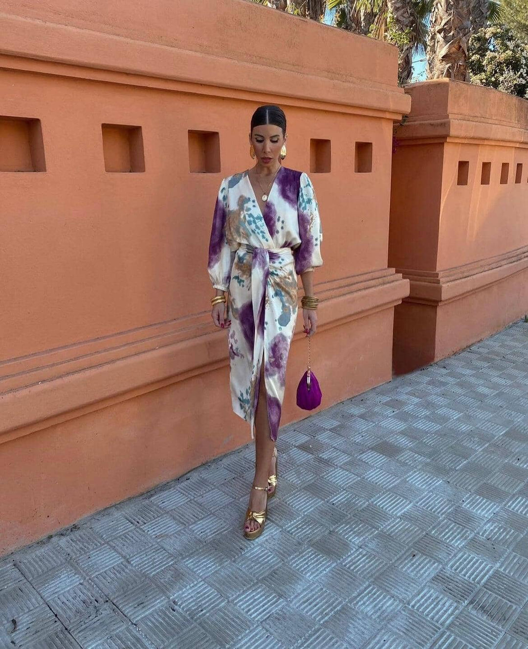 Amelia™ | Elegant Silk Dress with V-Neck