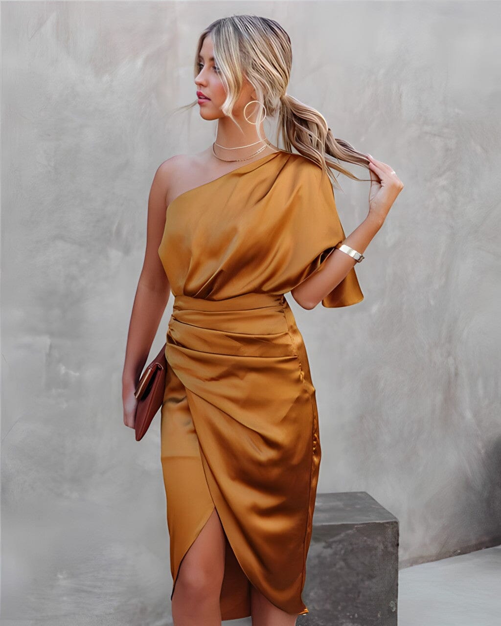 Ellie™ | Elegant Silk Dress with Slits